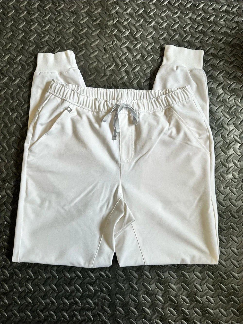 FIGS Tansen *TALL* Jogger Scrub Pants  (Purchased as Men Style)